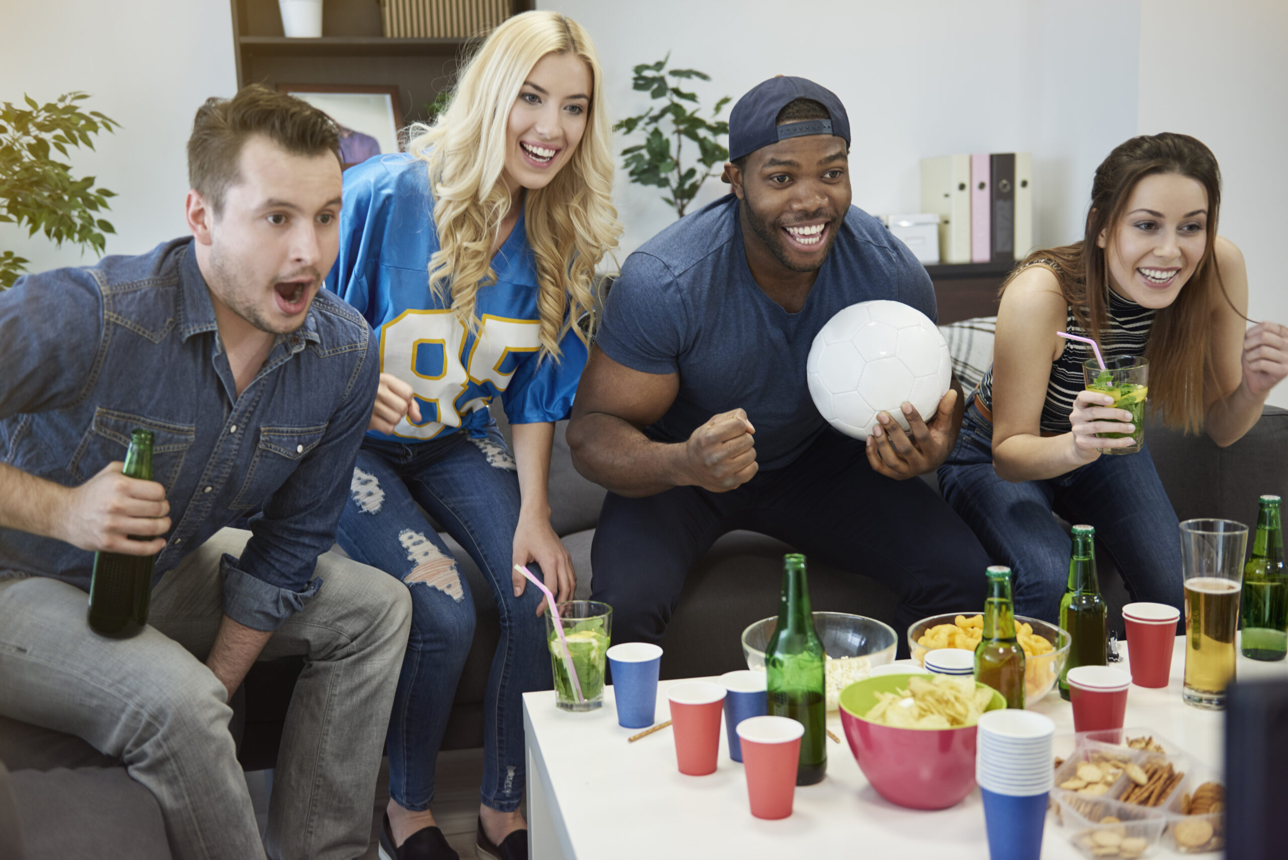 Win Big This Super Bowl!  What Is & Is NOT Recyclable  on the Big Day